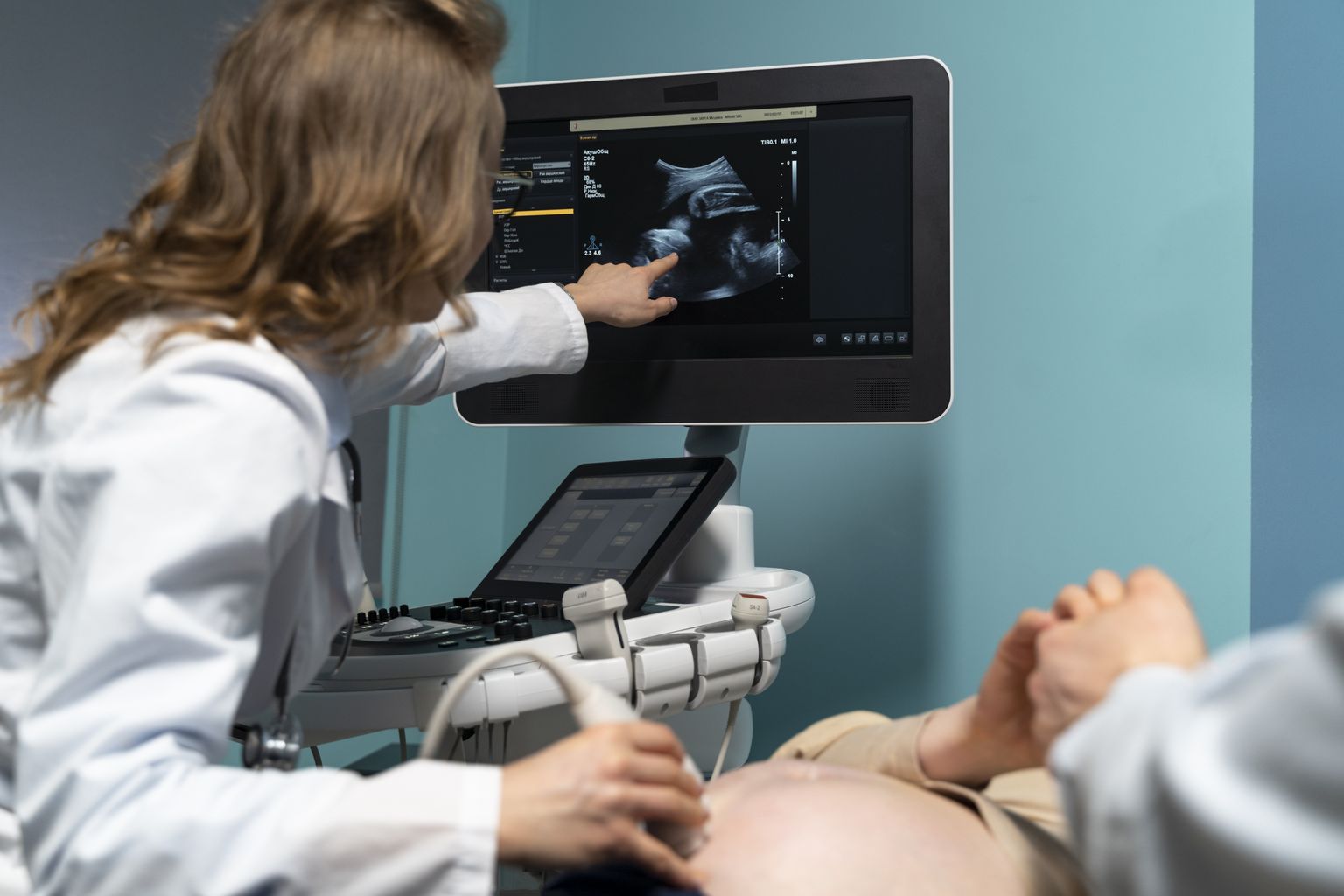 Pregled pacijenta z ultrazvokom